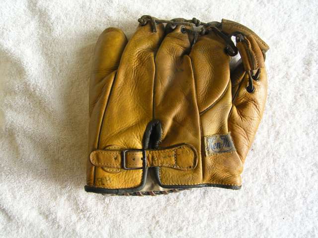 Ival Goodman Ken Wel 529S Back Doug